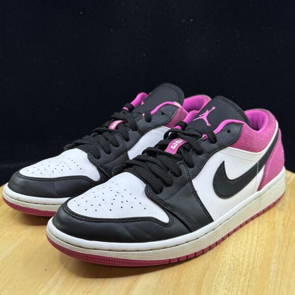 Air Jordan 1 Low 'Black Active Fuchsia' Men’s Size 9 Pre-Owned CK3022-005100 - Picture 2 of 11